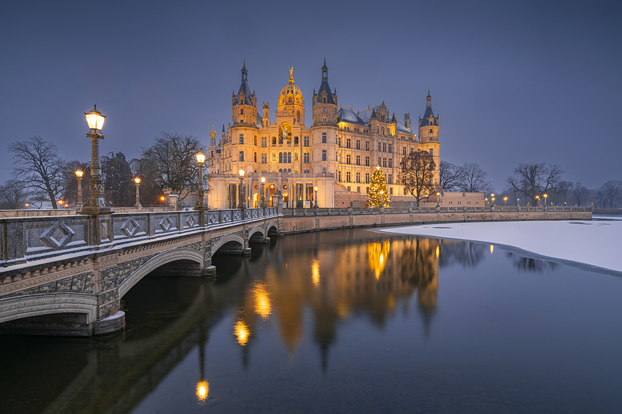 images/gallery/2-Mecklenburg-Vorpommern/3-SchwerinuUmgebung/1-Residenzschloss-Schwerin/_F2A8701.jpg